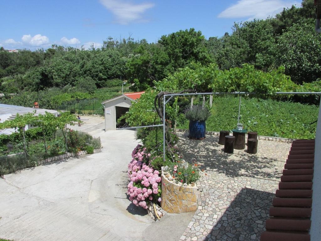 Apartmani Roza Lopar Exterior photo